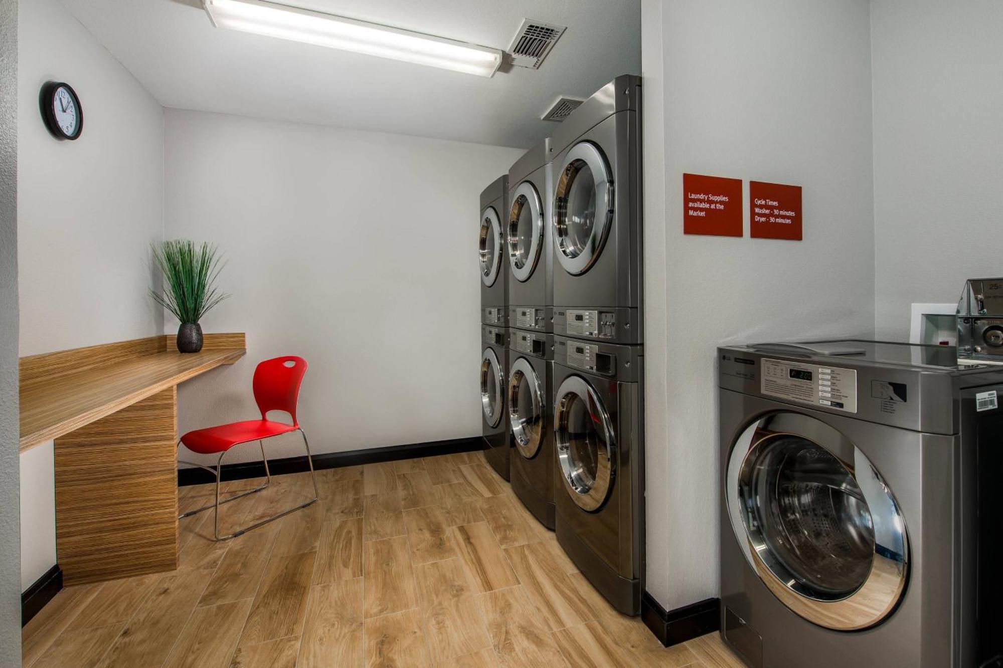 Towneplace Suites By Marriott Waco South Bagian luar foto