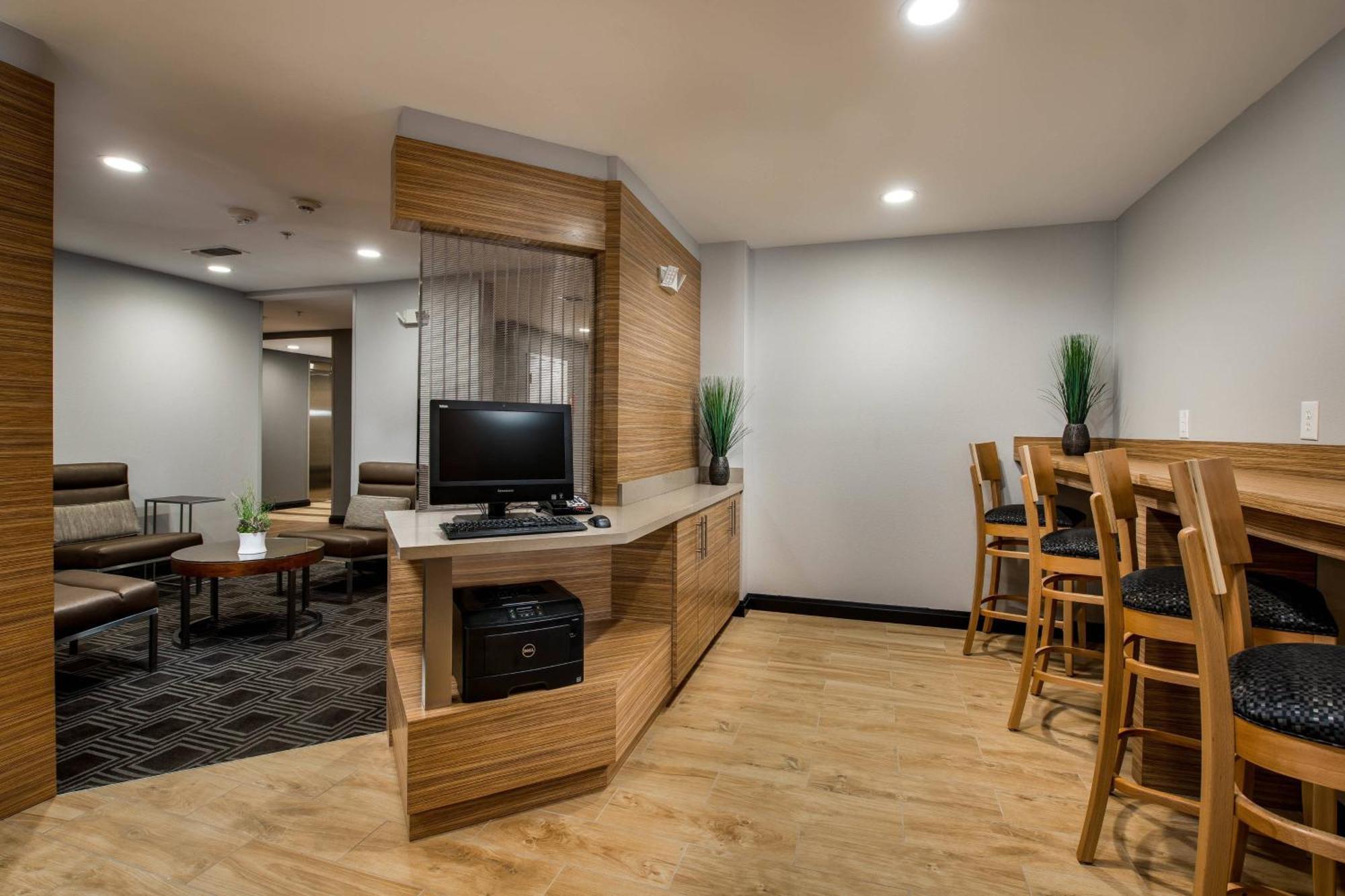 Towneplace Suites By Marriott Waco South Bagian luar foto